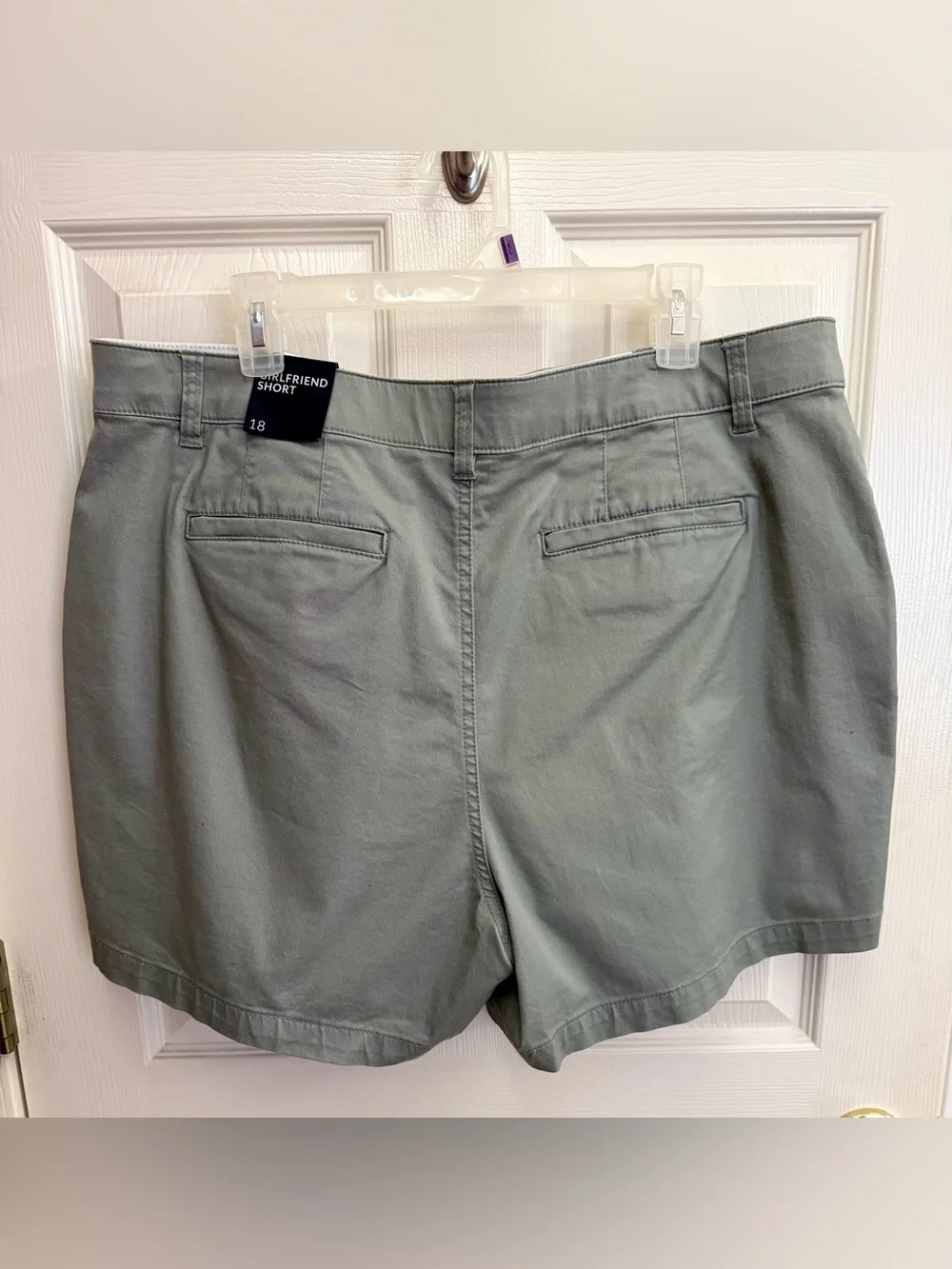 NWT Lane Bryant Girlfriend Shorts Size 18 Green